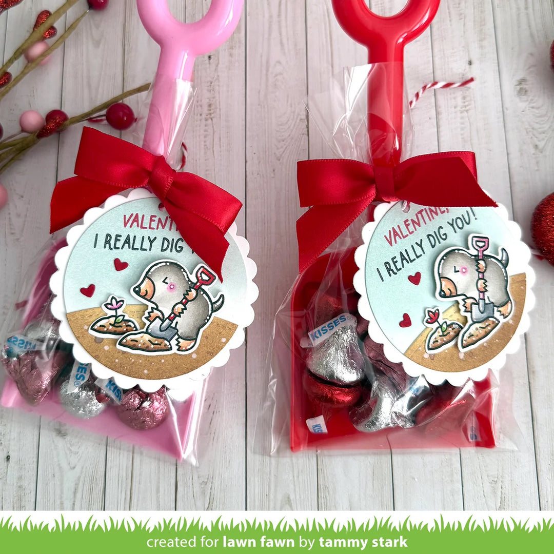 Lawn Fawn - LF3942  - A Mole Lot Of Love Stamp Set